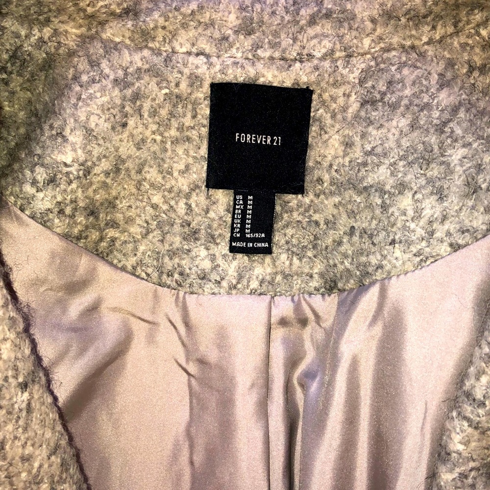 Coat - Picture 4 of 5